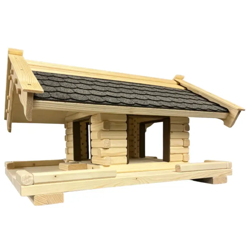 vogelhaus-hansi-mit-grauen-bitumenschindeln-gebeizten-tuerzargen-und-boden-mit-zaun